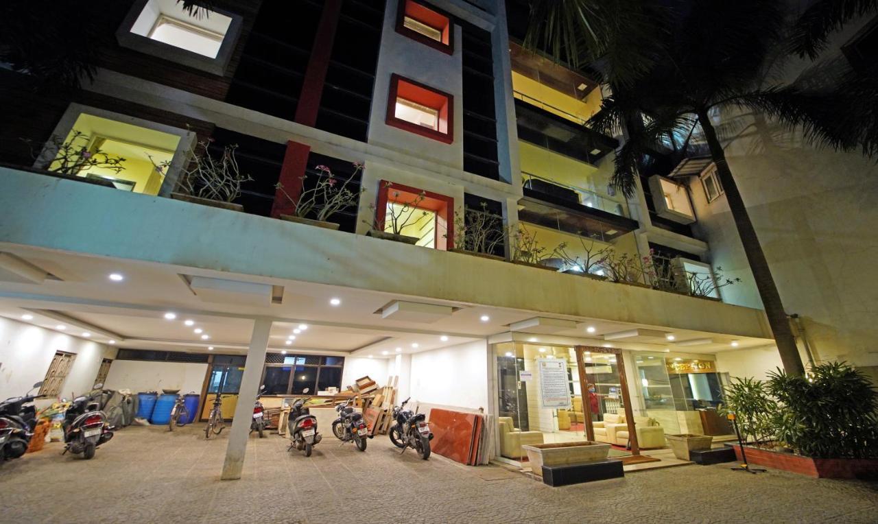 Treebo Trend Lake View Park T Nagar Chennai Exterior photo
